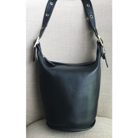 Coach Handbags - COACH Vintage Bucket 9953 Crossbody Black Leather
